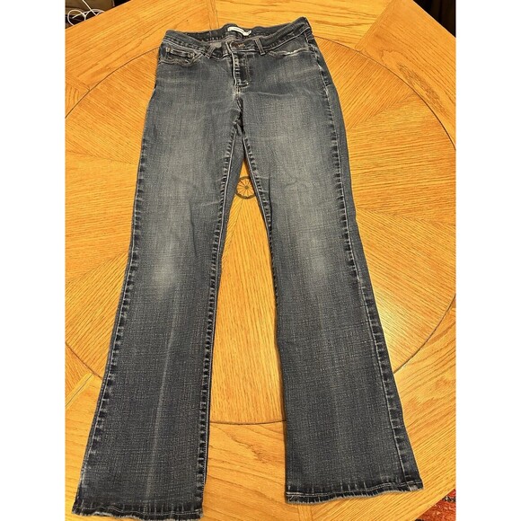 Levi’s 515 Jeans Womens Size 8 Classic Boot Cut Mid Rise Medium Wash Denim 28x29 - Picture 1 of 8
